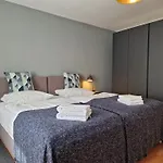 Ruben - Sunflower Apartamento